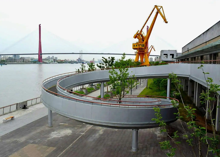 Electric heating tape is used in high-altitude grain and oil pipelines
