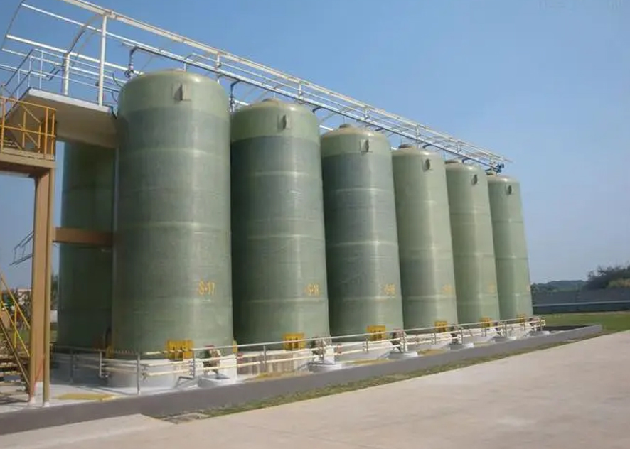 Electric heating protects the liquid in the tank and prevents crystallization at low temperatures