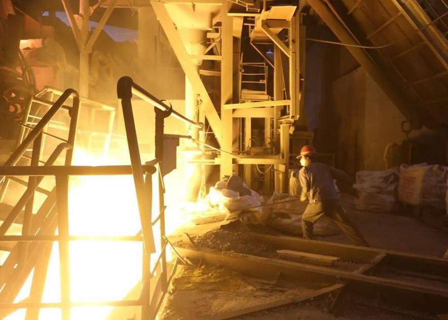 Application of electric heat tracing in steel conveying pipeline